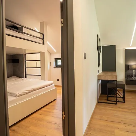 Pri Rybniku Strohm Vila *